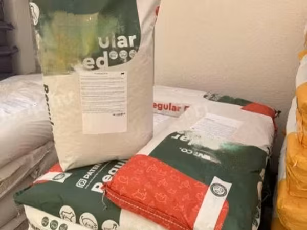 Non-GMO dairy pre-cow feed, low price, nationwide delivery