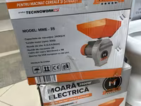 Moară electrică 3500w — zdjęcie 1