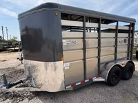 2027 Maverick Trailers 2027 Maverick HS 2 Horse Aluminum & Steel 2400 lbs empty Bumper Pull Horse Trailer — photo 2